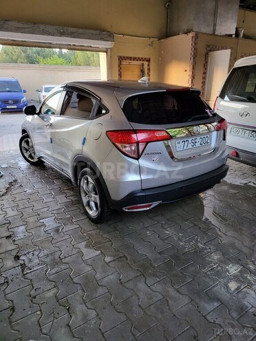 Honda HR-V 2016, 176,000 km - 1.8 l - Bakı