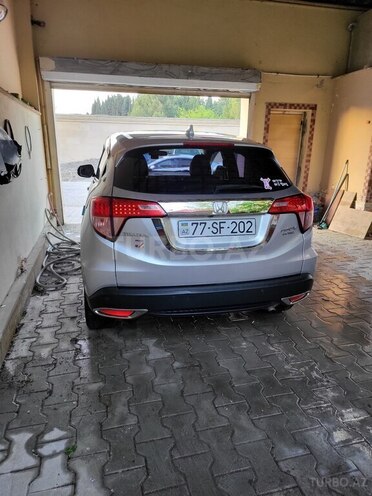 Honda HR-V 2016, 176,000 km - 1.8 l - Bakı