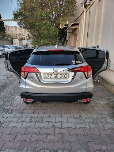 Honda HR-V 2016, 176,000 km - 1.8 l - Bakı
