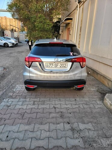 Honda HR-V 2016, 176,000 km - 1.8 l - Bakı