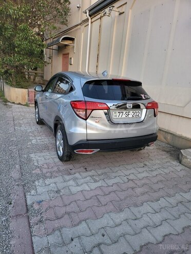 Honda HR-V 2016, 176,000 km - 1.8 l - Bakı
