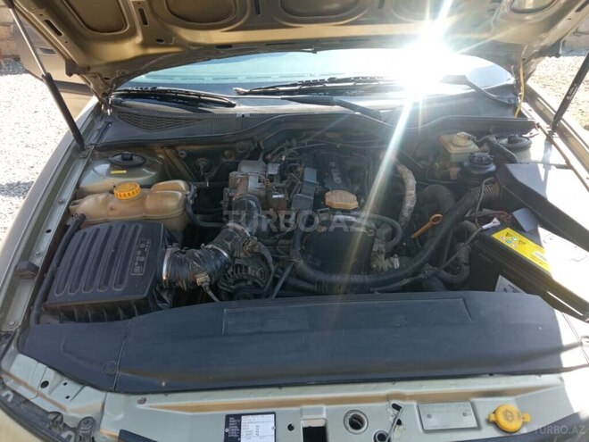 Opel Omega 1995, 250,000 km - 2.0 l - Gəncə