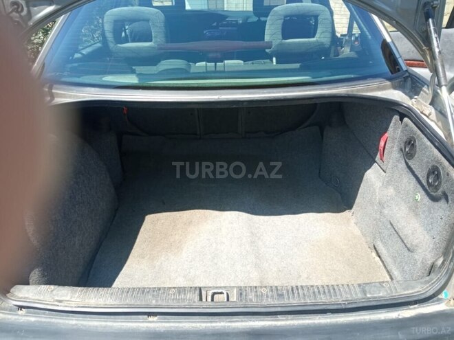Opel Omega 1995, 250,000 km - 2.0 l - Gəncə