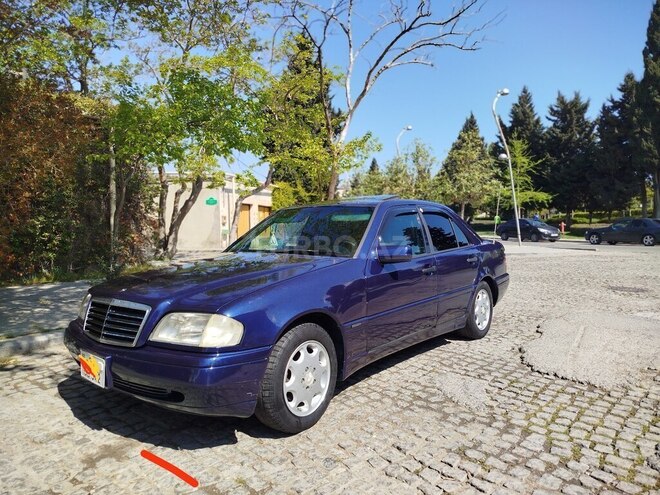 Mercedes C 200 1996, 389,852 km - 2.0 л - Bakı