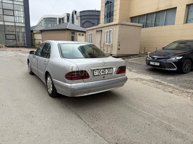 Mercedes E 220 d 2001, 74,500 km - 2.2 l - Bakı