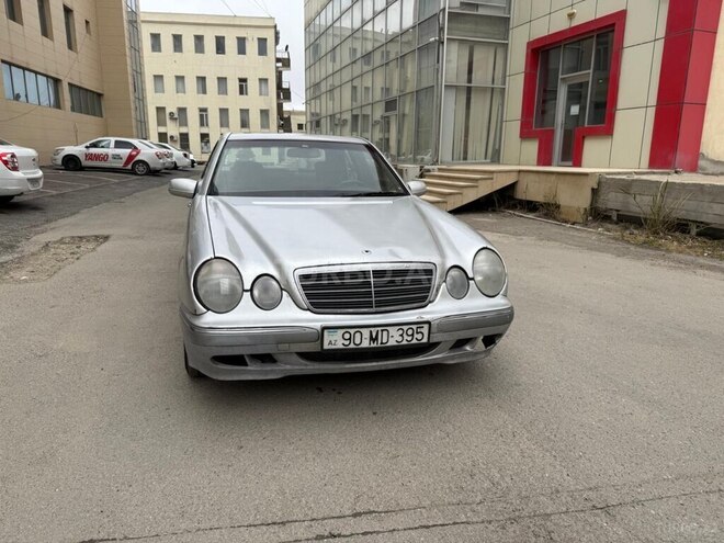 Mercedes E 220 d 2001, 74,500 km - 2.2 l - Bakı