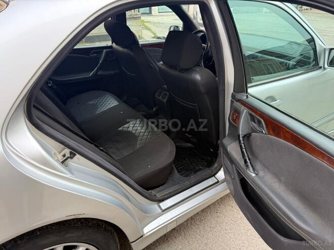 Mercedes E 220 d 2001, 74,500 km - 2.2 l - Bakı