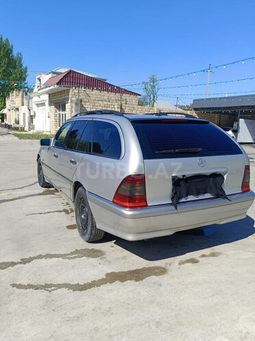 Mercedes C 220 d 2000, 568,097 km - 2.2 l - Ağcabədi