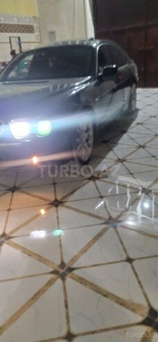 BMW 745 2002, 267,468 km - 4.4 l - Tovuz