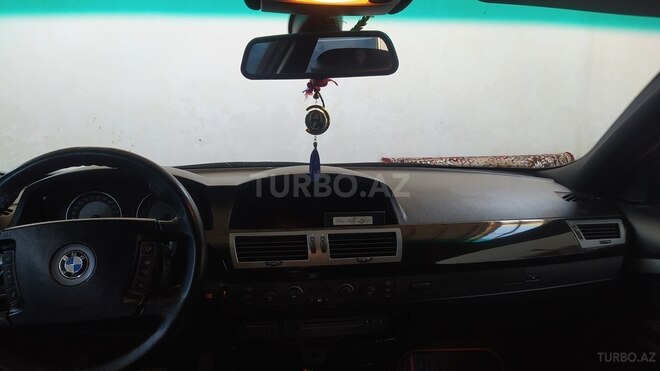 BMW 745 2002, 267,468 km - 4.4 l - Tovuz