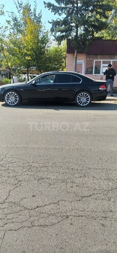 BMW 745 2002, 267,468 km - 4.4 l - Tovuz