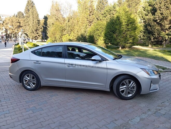 Hyundai Elantra 2019, 75,000 km - 2.0 л - Bakı