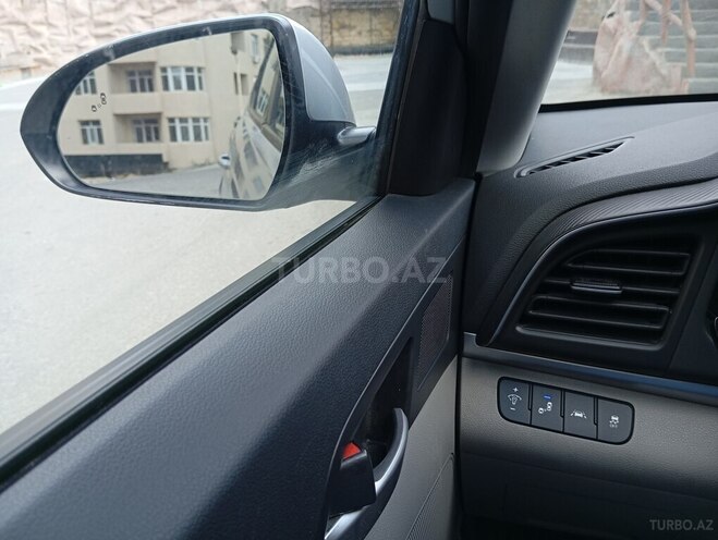 Hyundai Elantra 2019, 75,000 km - 2.0 л - Bakı