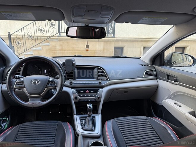 Hyundai Elantra 2018, 128,408 km - 2.0 л - Bakı