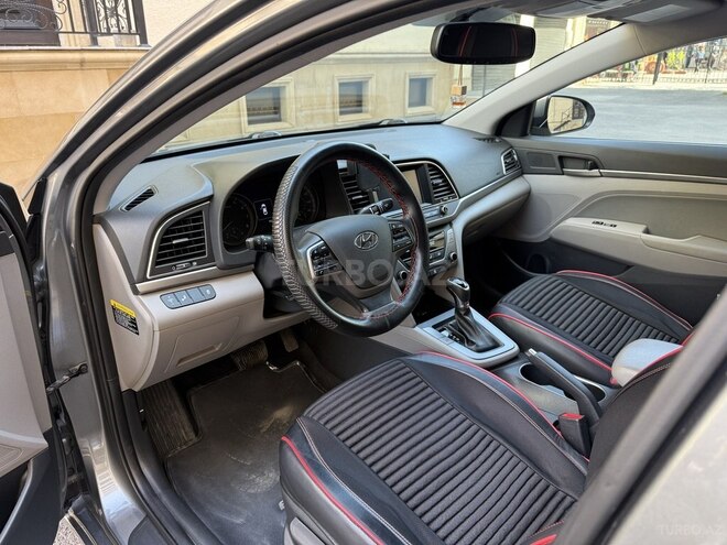 Hyundai Elantra 2018, 128,408 km - 2.0 л - Bakı