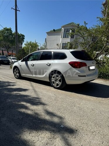 Opel Astra 2011, 281,000 km - 1.3 l - Bakı