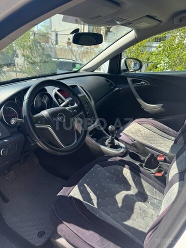 Opel Astra 2011, 281,000 km - 1.3 l - Bakı