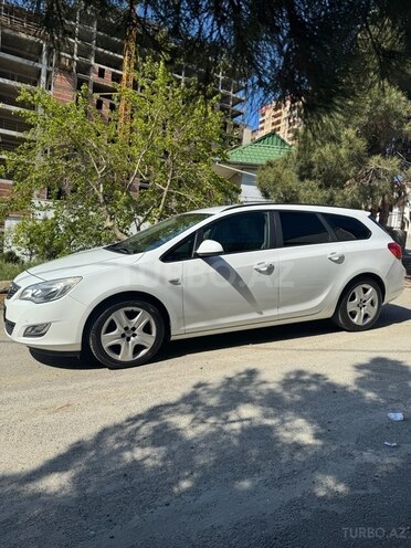Opel Astra 2011, 281,000 km - 1.3 l - Bakı