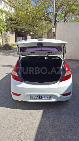 Hyundai Accent 2016, 230,000 km - 1.6 l - Bakı