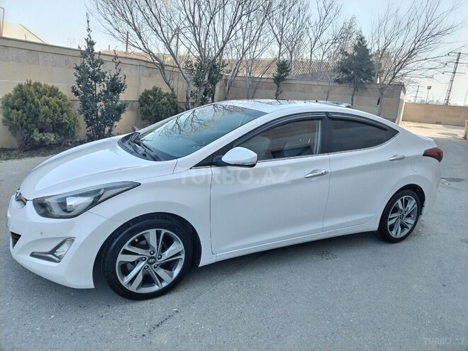 Hyundai Elantra 2015, 162,500 km - 1.6 l - Bakı