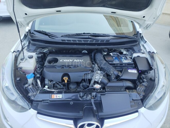 Hyundai Elantra 2015, 162,500 km - 1.6 l - Bakı