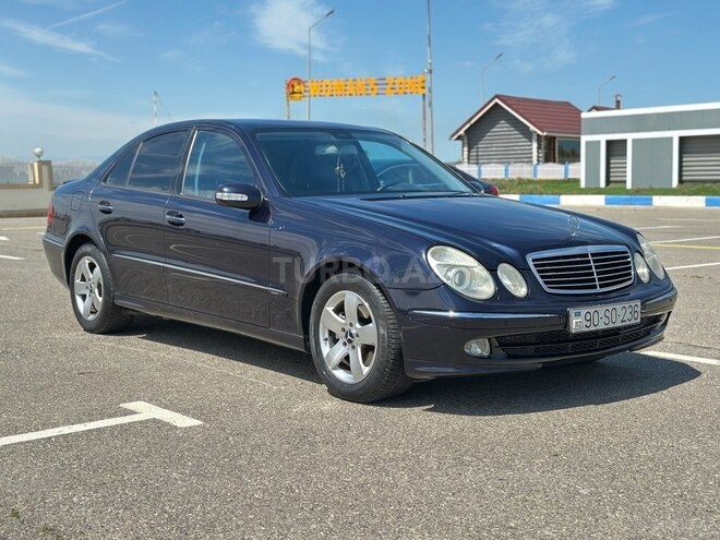 Mercedes E 320 2002, 297,000 km - 3.2 l - Bakı