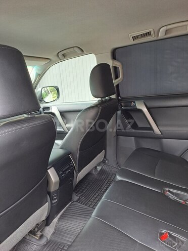 Toyota Land Cruiser Prado 2013, 151,000 km - 2.7 l - Salyan