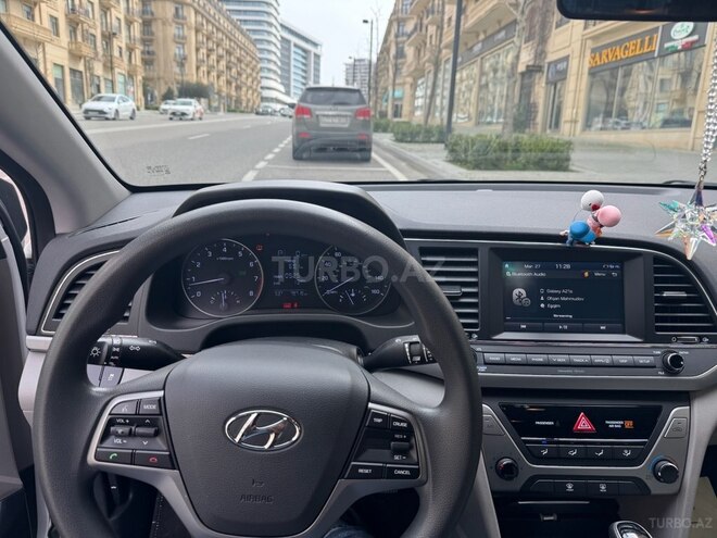 Hyundai Elantra 2016, 128,000 km - 2.0 l - Bakı