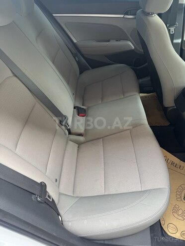 Hyundai Elantra 2016, 128,000 km - 2.0 l - Bakı