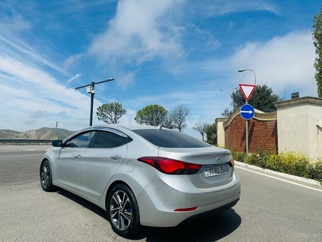 Hyundai Avante 2015, 118,000 km - 1.6 l - Bakı