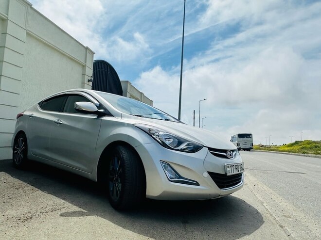Hyundai Avante 2015, 118,000 km - 1.6 l - Bakı