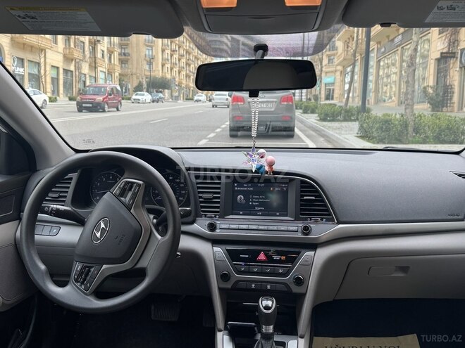 Hyundai Elantra 2016, 128,000 km - 2.0 l - Bakı