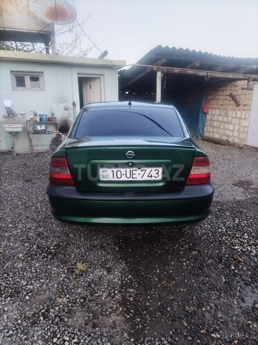 Opel Vectra 1996, 415,500 km - 1.6 l - Gəncə