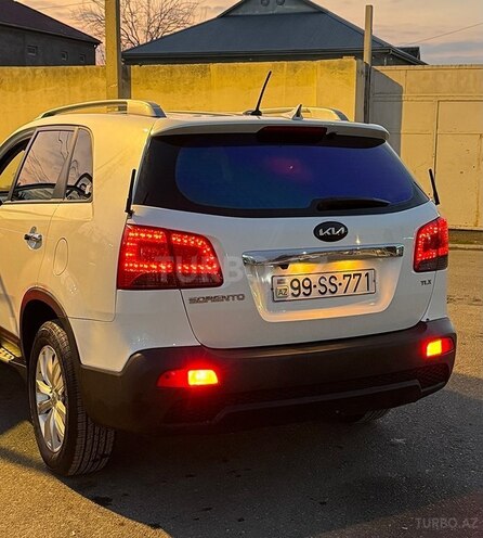 Kia Sorento 2011, 273,000 km - 2.0 l - Şirvan