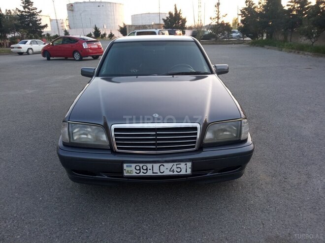 Mercedes C 180 1994, 215,000 km - 1.8 l - Bakı