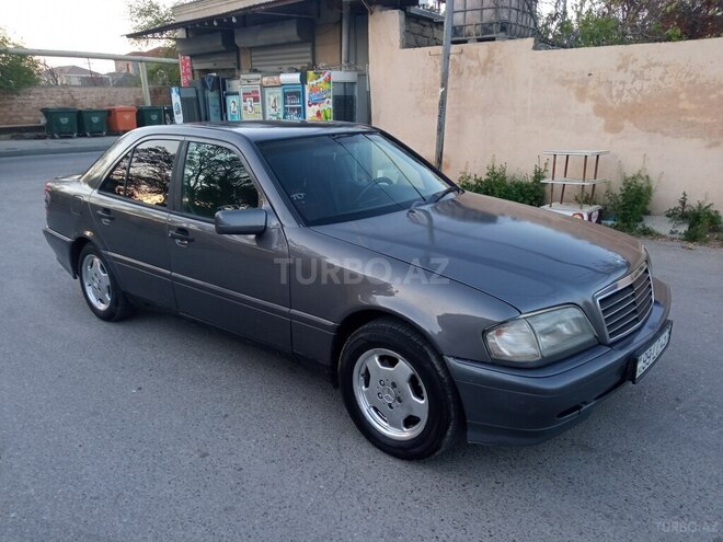 Mercedes C 180 1994, 215,000 km - 1.8 l - Bakı