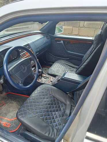Mercedes C 250 d 1995, 120,000 km - 2.5 l - Tovuz