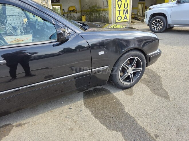 Mercedes E 240 1997, 312,000 km - 2.4 l - Gəncə