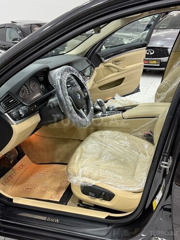 BMW 528-12