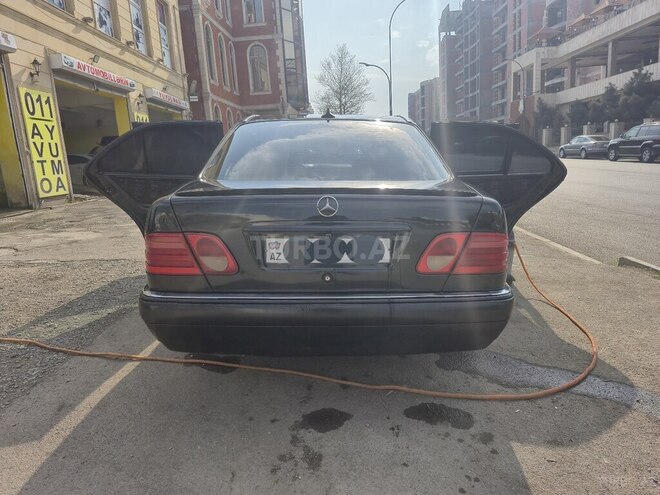 Mercedes E 240 1997, 312,000 km - 2.4 l - Gəncə