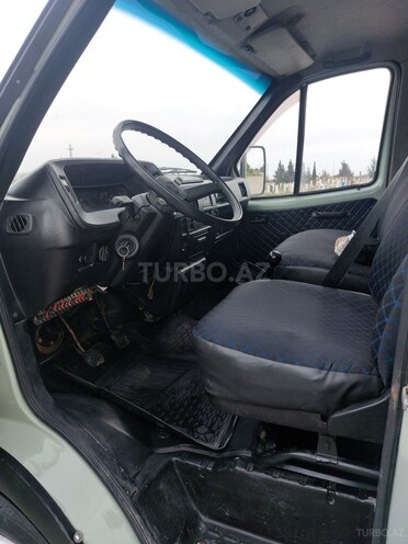 GAZ 330200 2000, 262,700 km - 2.4 l - Salyan