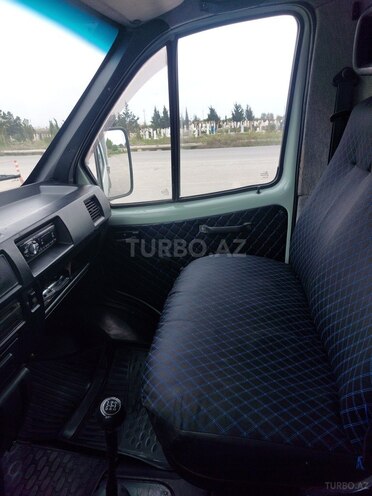 GAZ 330200 2000, 262,700 km - 2.4 l - Salyan