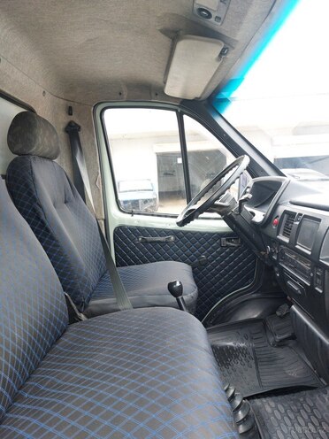 GAZ 330200 2000, 262,700 km - 2.4 l - Salyan
