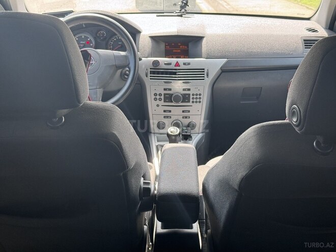 Opel Astra 2010, 250,000 km - 1.3 l - Bakı