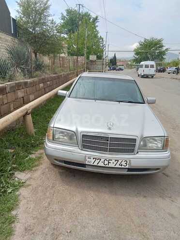 Mercedes C 250 d 1995, 120,000 km - 2.5 l - Tovuz