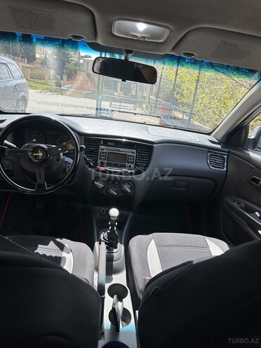 Kia Rio 2009, 400,000 km - 1.5 l - Bakı