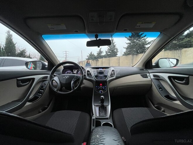 Hyundai Elantra 2015, 134,500 km - 1.8 л - Bakı