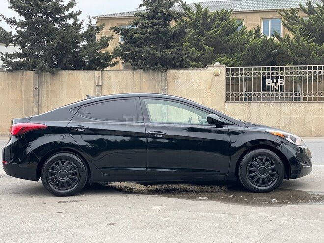 Hyundai Elantra 2015, 134,500 km - 1.8 л - Bakı