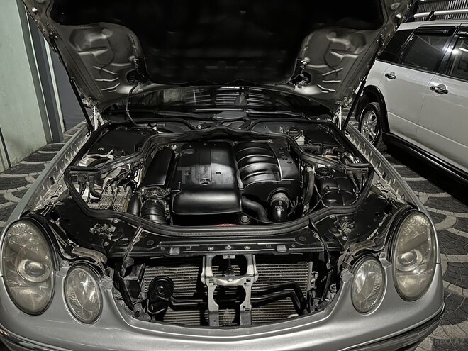 Mercedes E 220 d 2004, 370,000 km - 2.2 l - Masallı