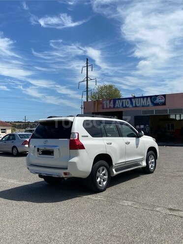 Toyota Land Cruiser Prado 2011, 206,000 km - 2.7 л - Bakı